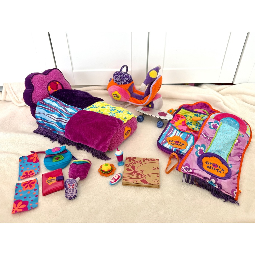 Vintage Groovy Girls Manhattan Toy Furniture Accessories Bed Scooter Y2K Lot